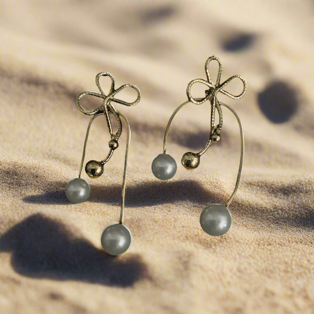 Salvanity K-POP Golden Doodle Drops Earrings - Danglers