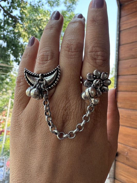 Salvanity German Silver Traditional Moon and Sun Twin finger Ring