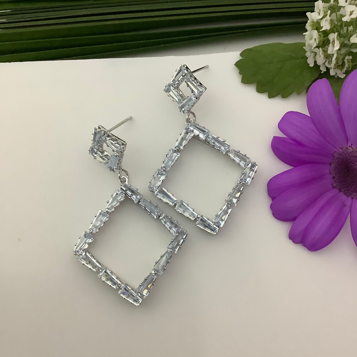 Salvanity - K-POP Diamond Rhombus earrings - Silver & Golden