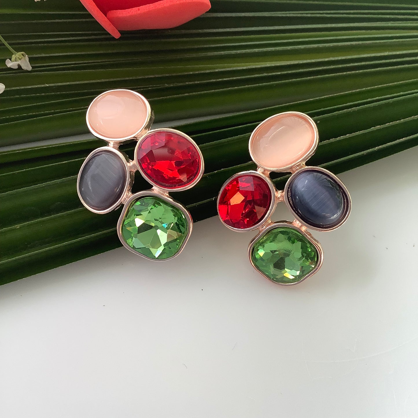 Salvanity - K-POP Fashion Jewellery Little Pebble Gems Earrings