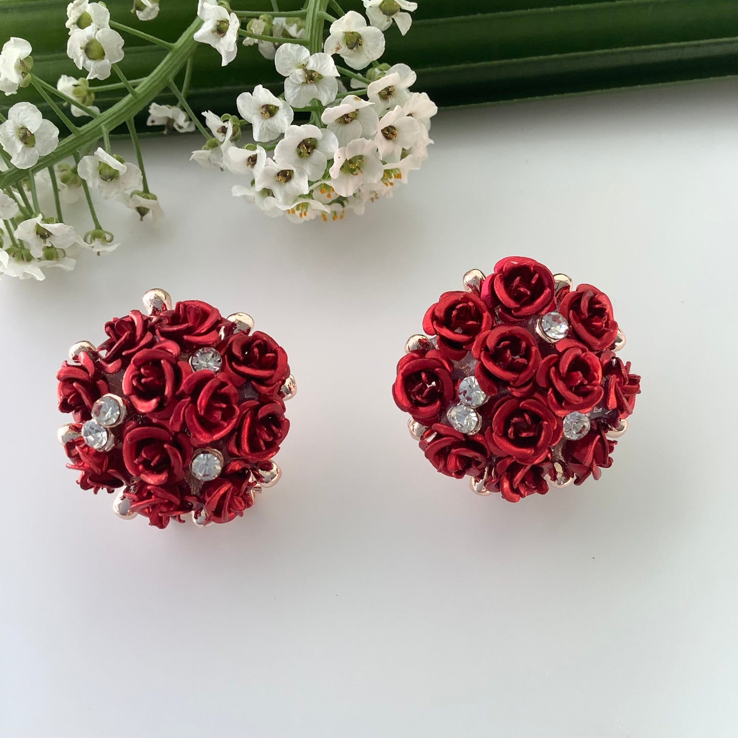 Salvanity - K-POP Fashion Jewellery Earrings Red Rose Bouquet