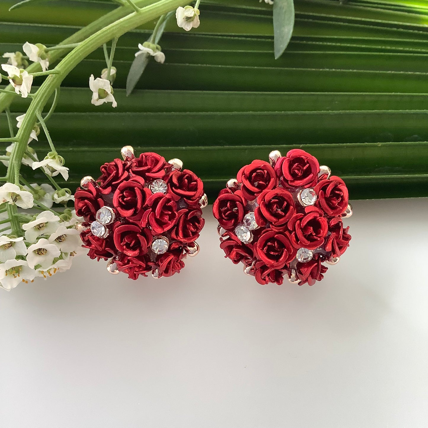 Salvanity - K-POP Fashion Jewellery Earrings Red Rose Bouquet