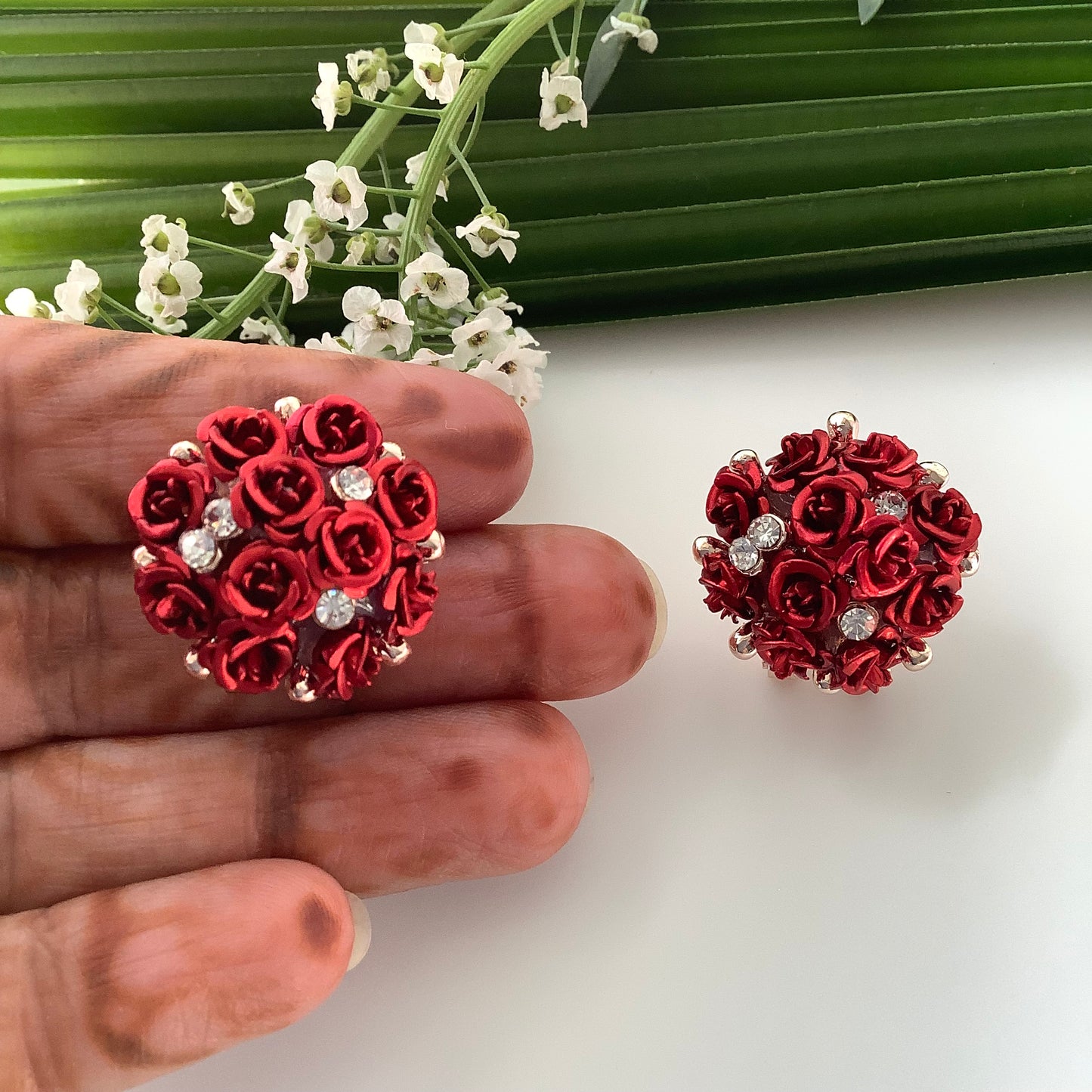 Salvanity - K-POP Fashion Jewellery Earrings Red Rose Bouquet