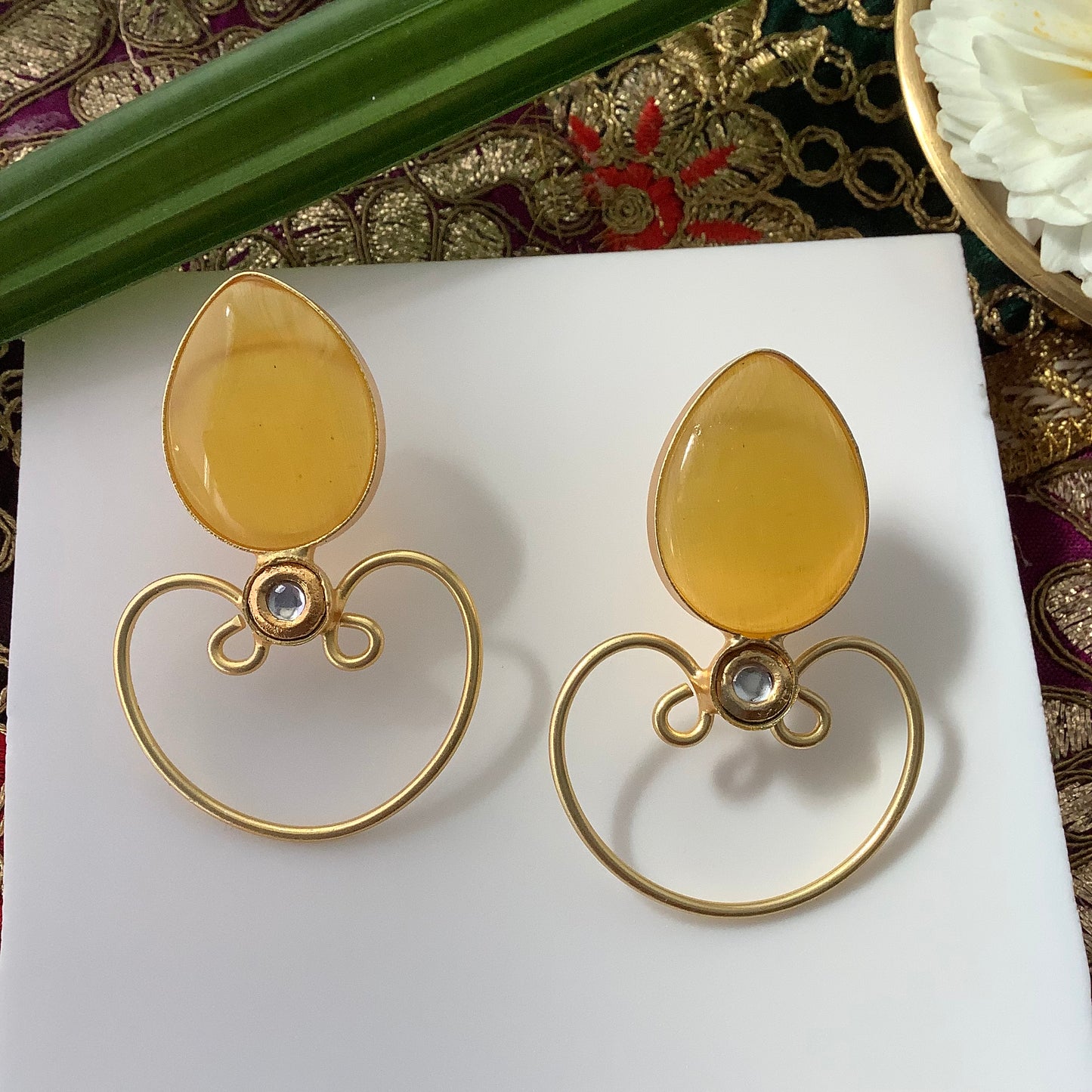 Salvanity Brass Gold - Diya Earrings - Kundan Sunkissed Yellow