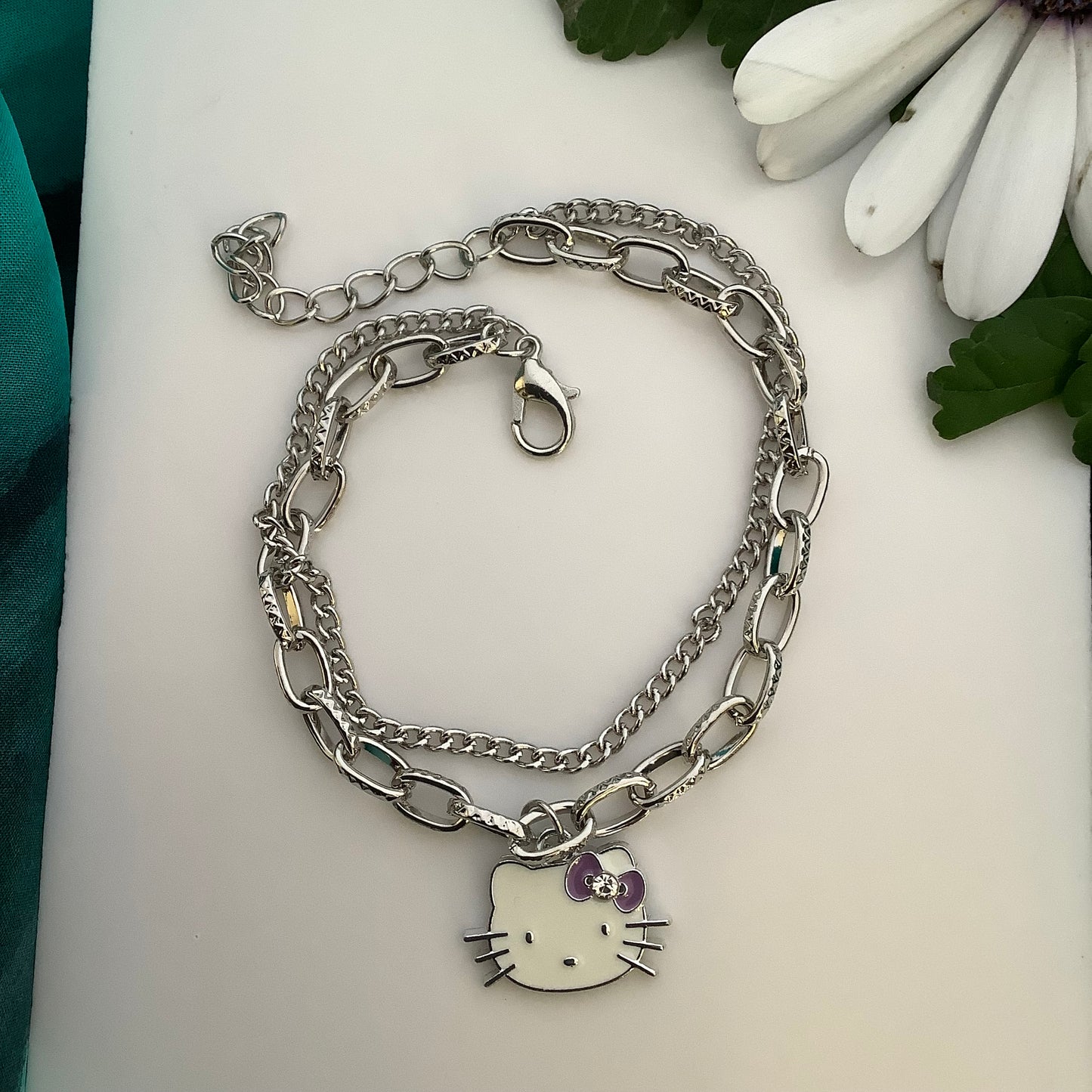 K-POP Fashion Jewellery - Beautiful Silver Charms Bracelet Hello Kitty