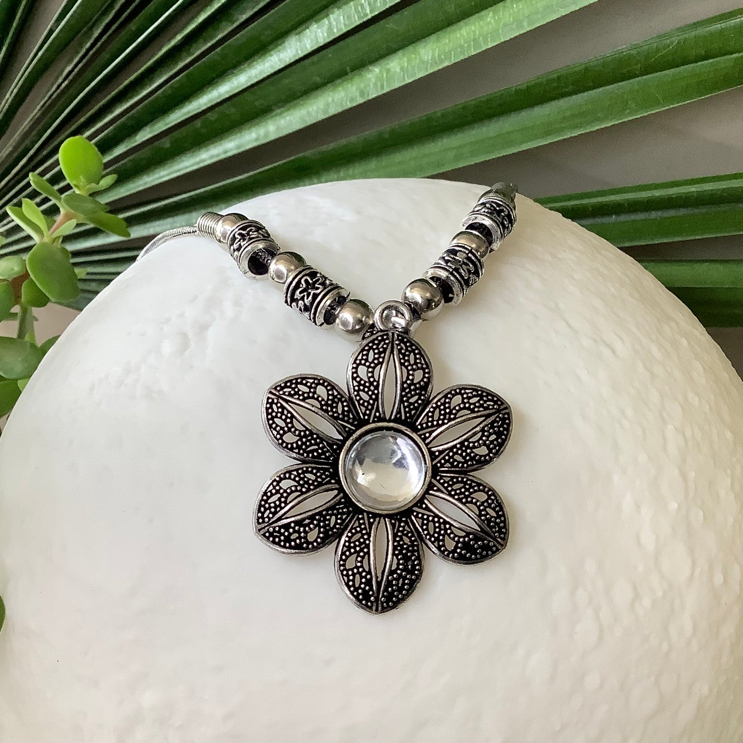 Salvanity German Silver Diamond Flower Necklace