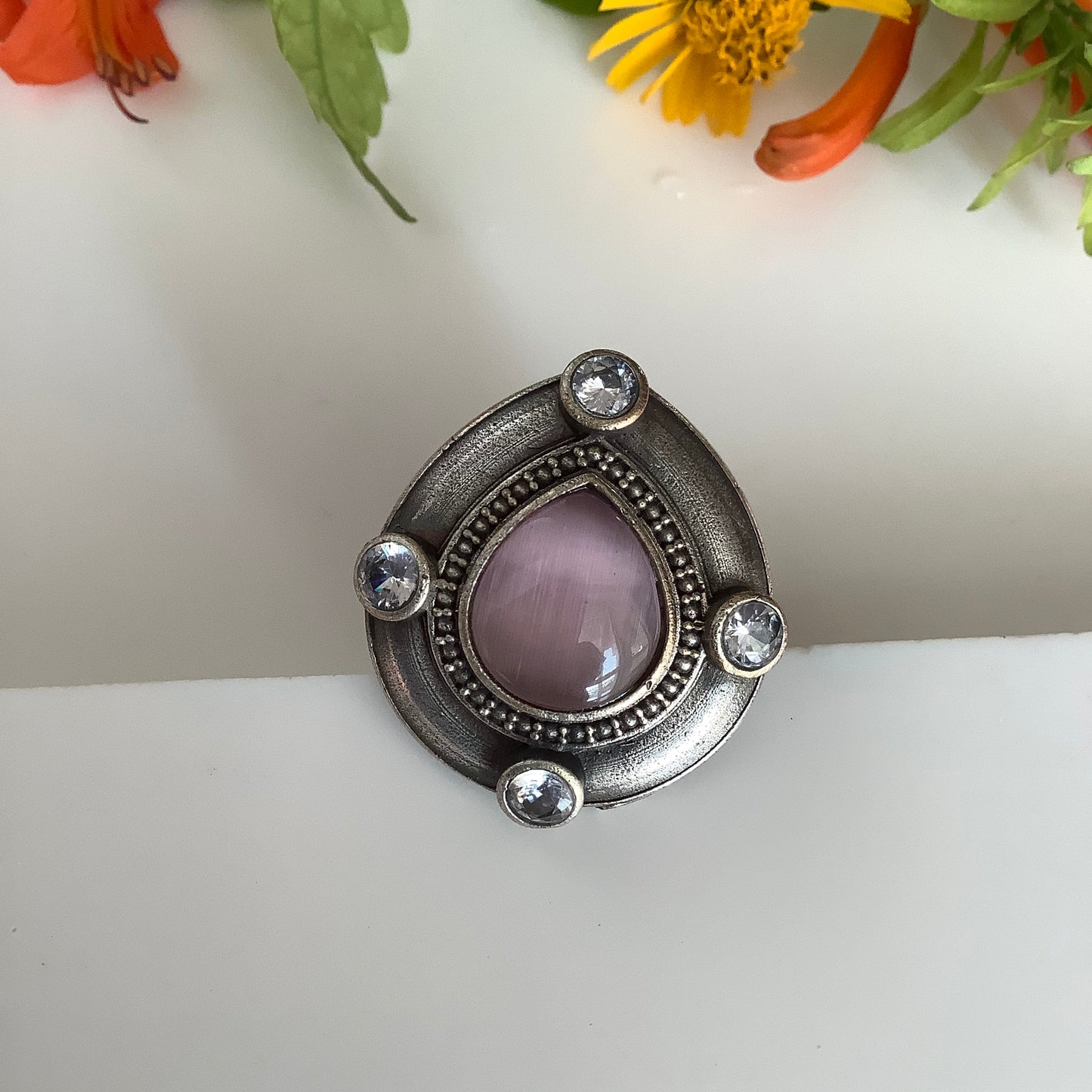 Salvanity German Silver Pearl Ace Finger Ring (Monalisa Pink)