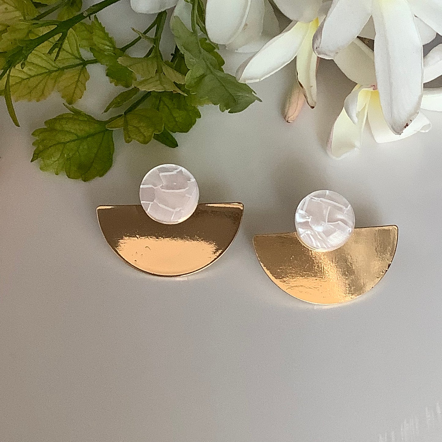 Salvanity K-POP Modern Trendy Shiny Moon Boat earrings