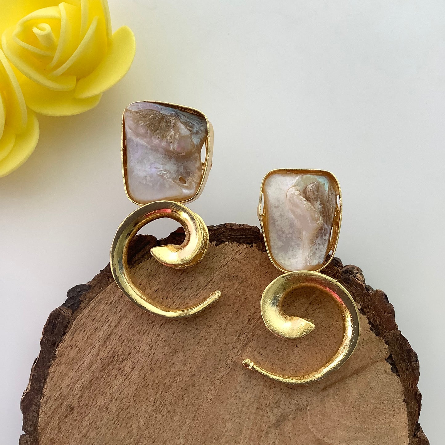 Salvanity Golden Brass Mother of Pearl Infinity Swirl (Barroque Pearl) Earrings