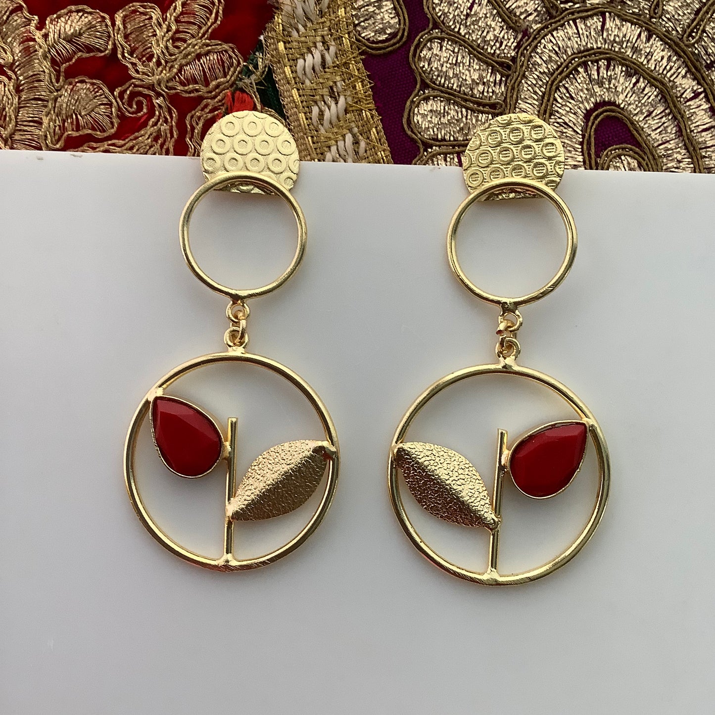 Salvanity Golden Brass Peace Leaf Earrings (Red)