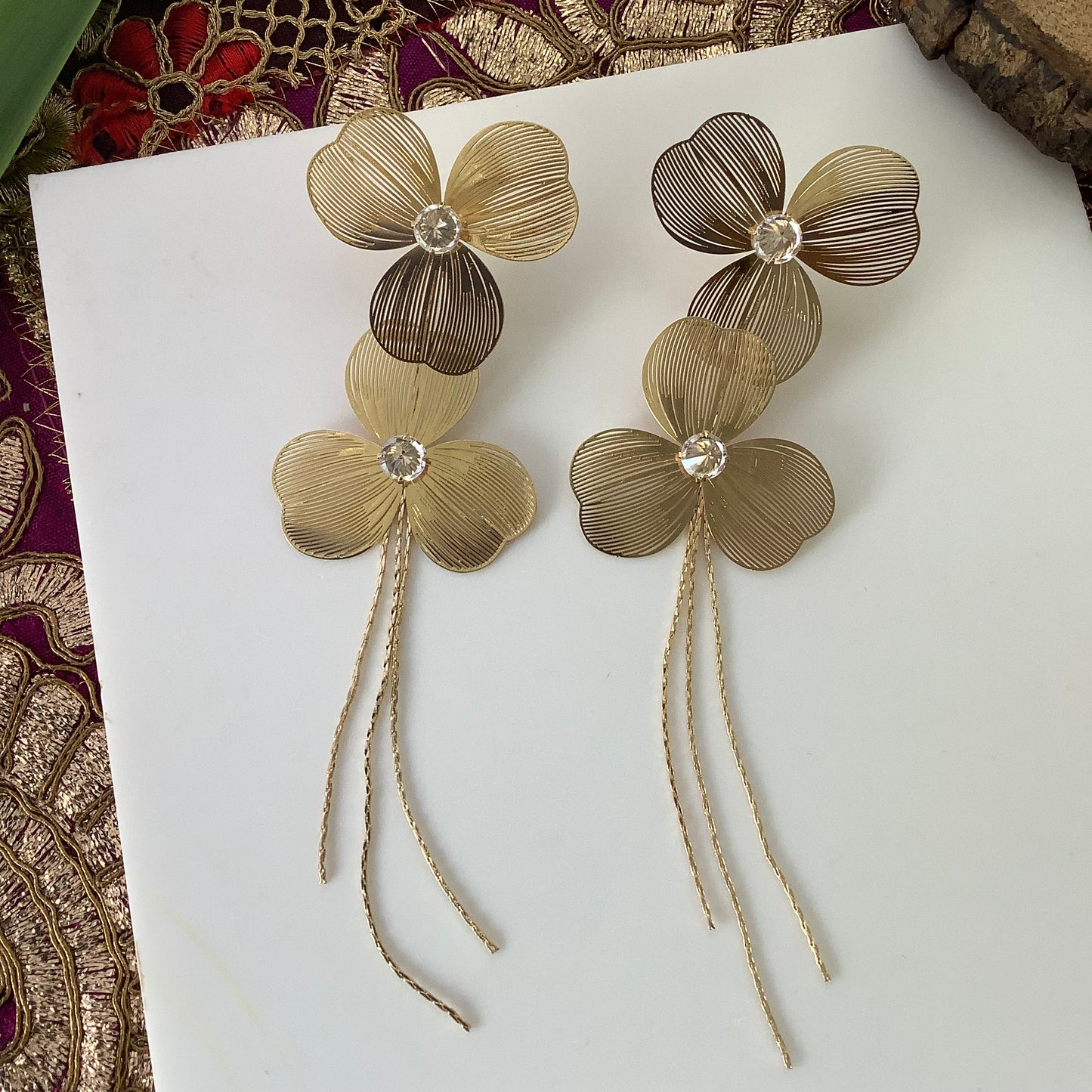 Salvanity K-POP Golden Etherea Duo Bloom Lily Earrings - Danglers