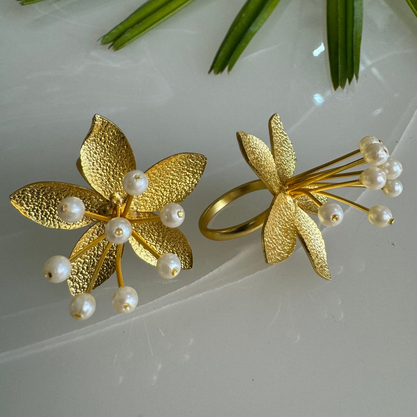 Salvanity Brass Gold Adjustable Lily Ring